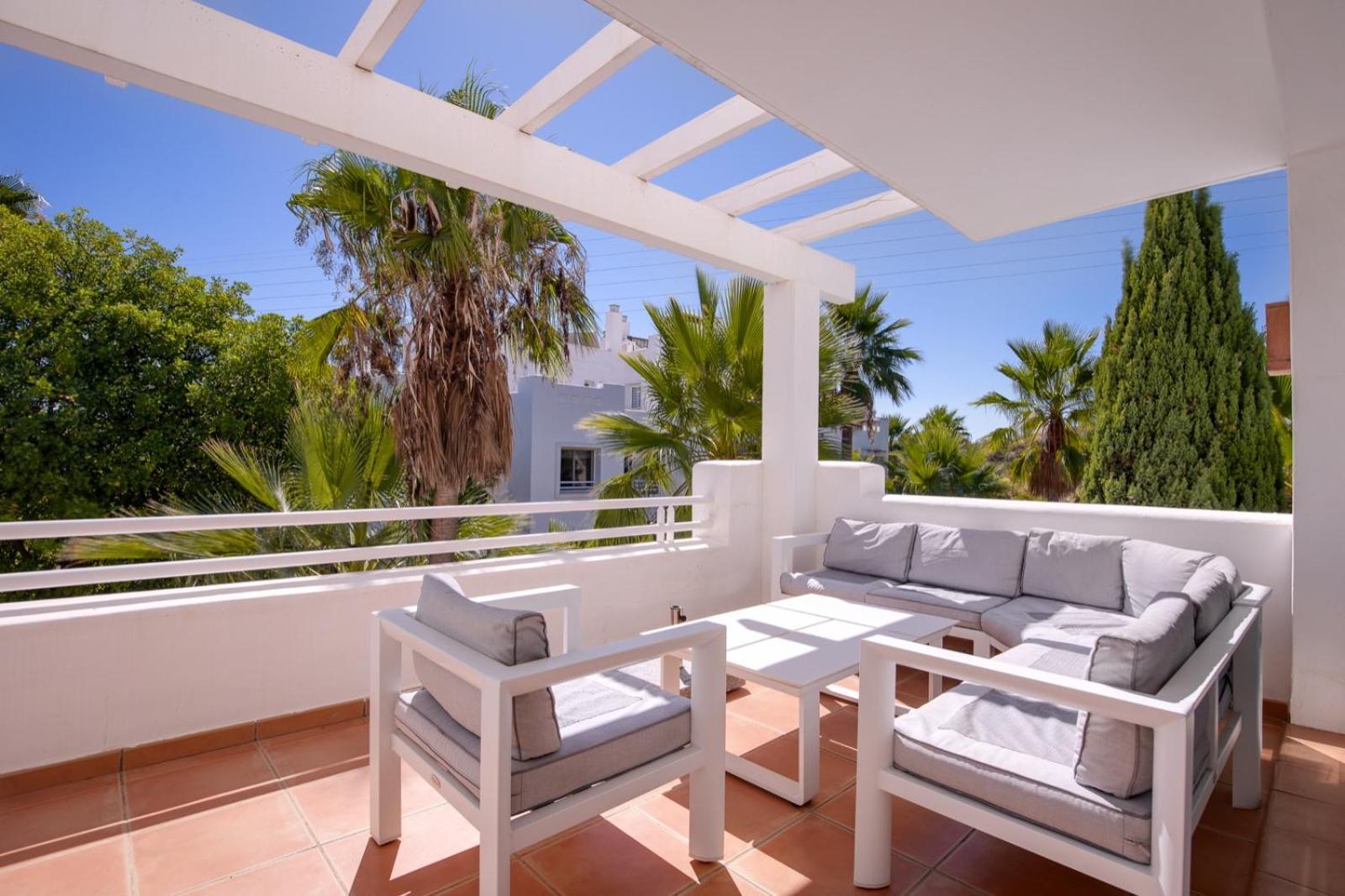 Alcazaba Lagoon Estepona Golf Exterior foto
